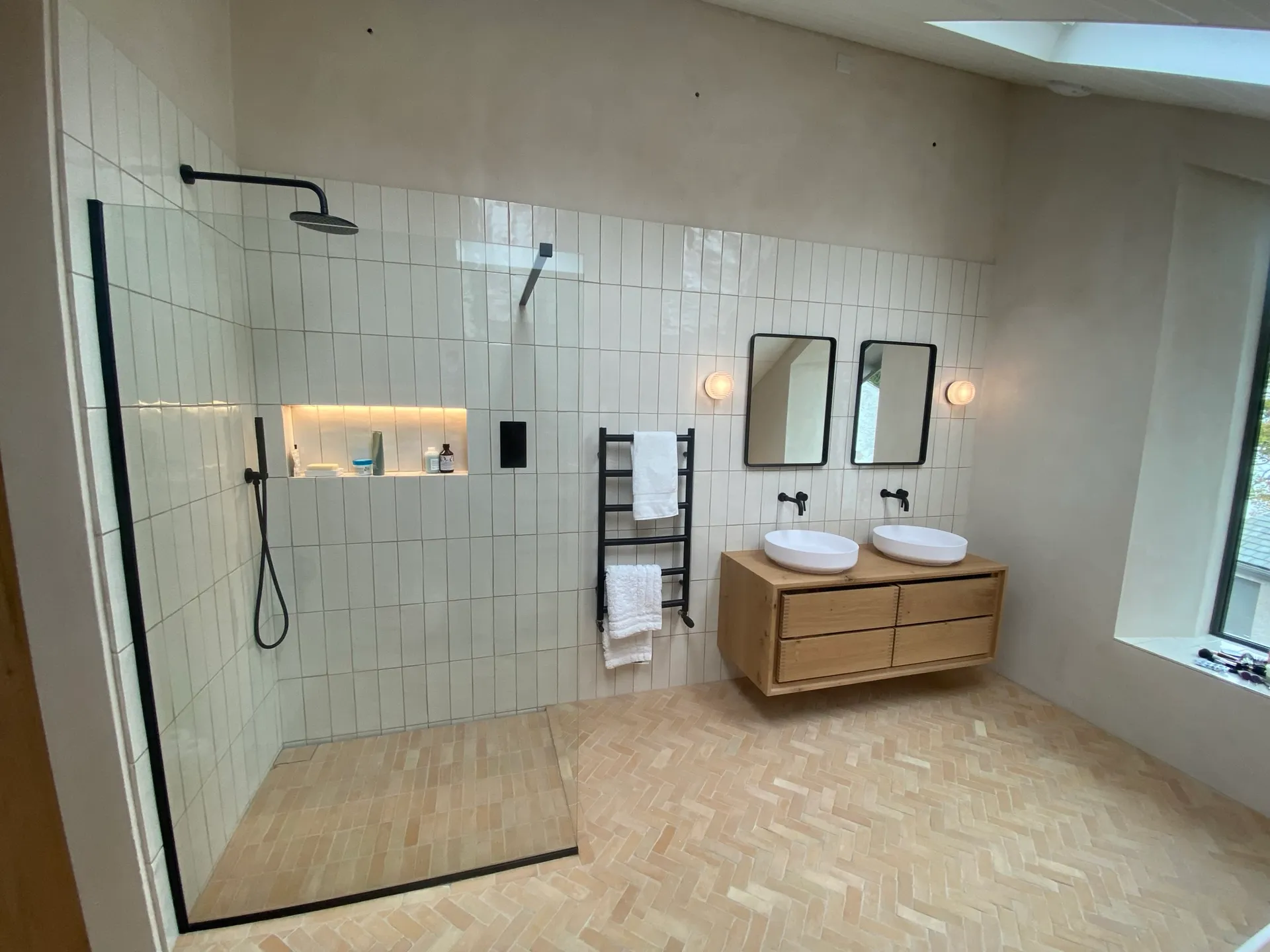 Premium ensuite, twin vessel basins - ensuite twin basin vanity